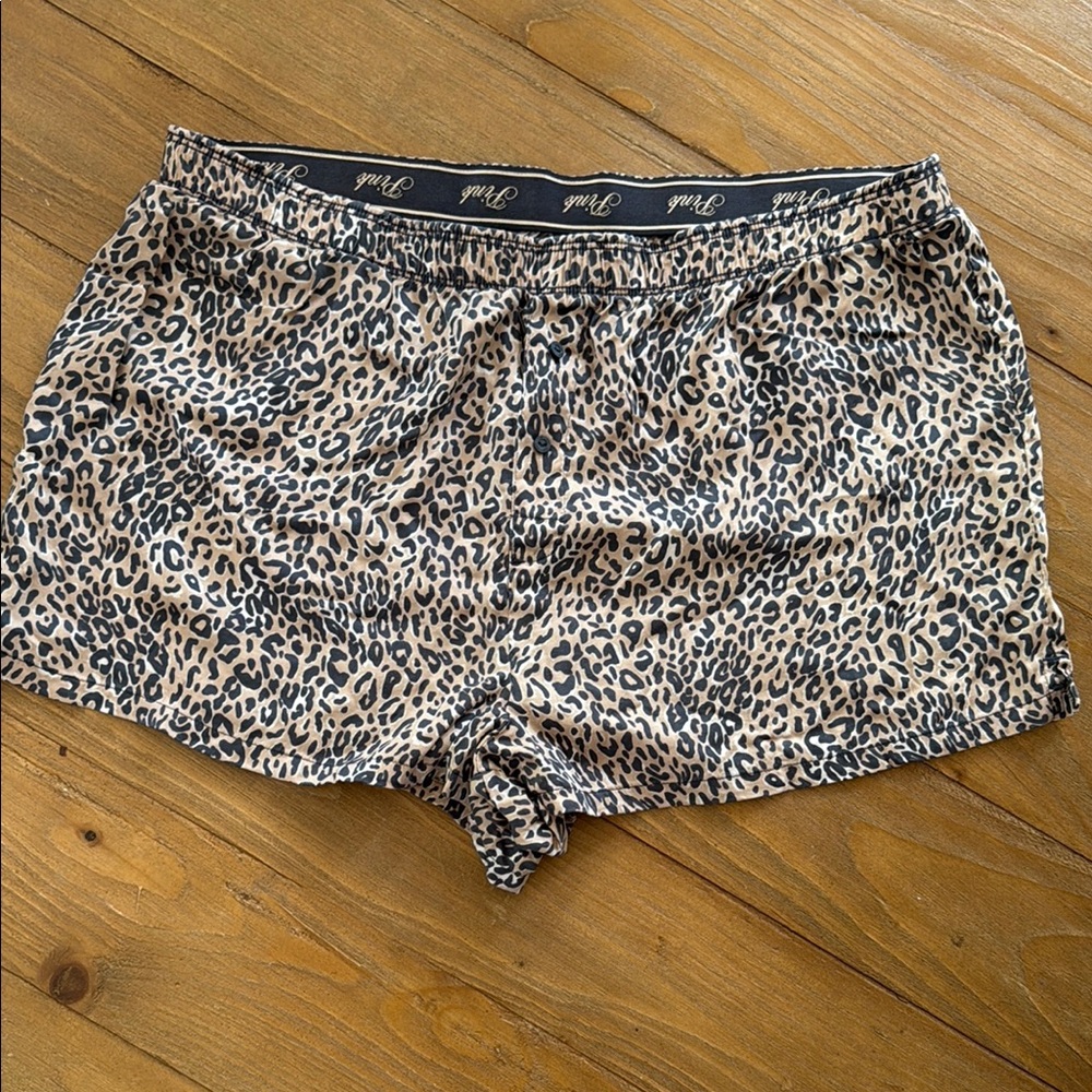Victoria’s Secret Pink Leopard Print Boxers